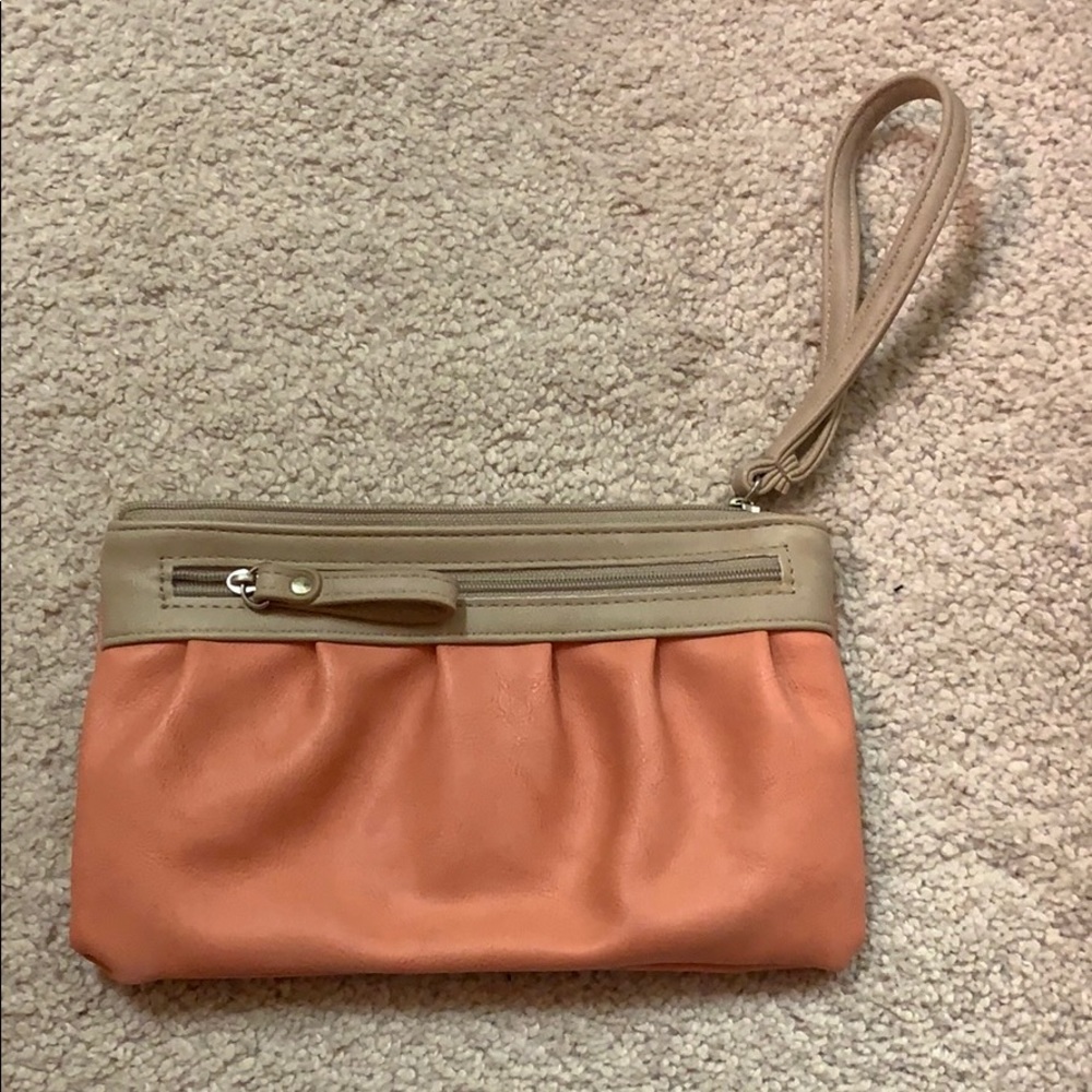 Nine West Wristlet